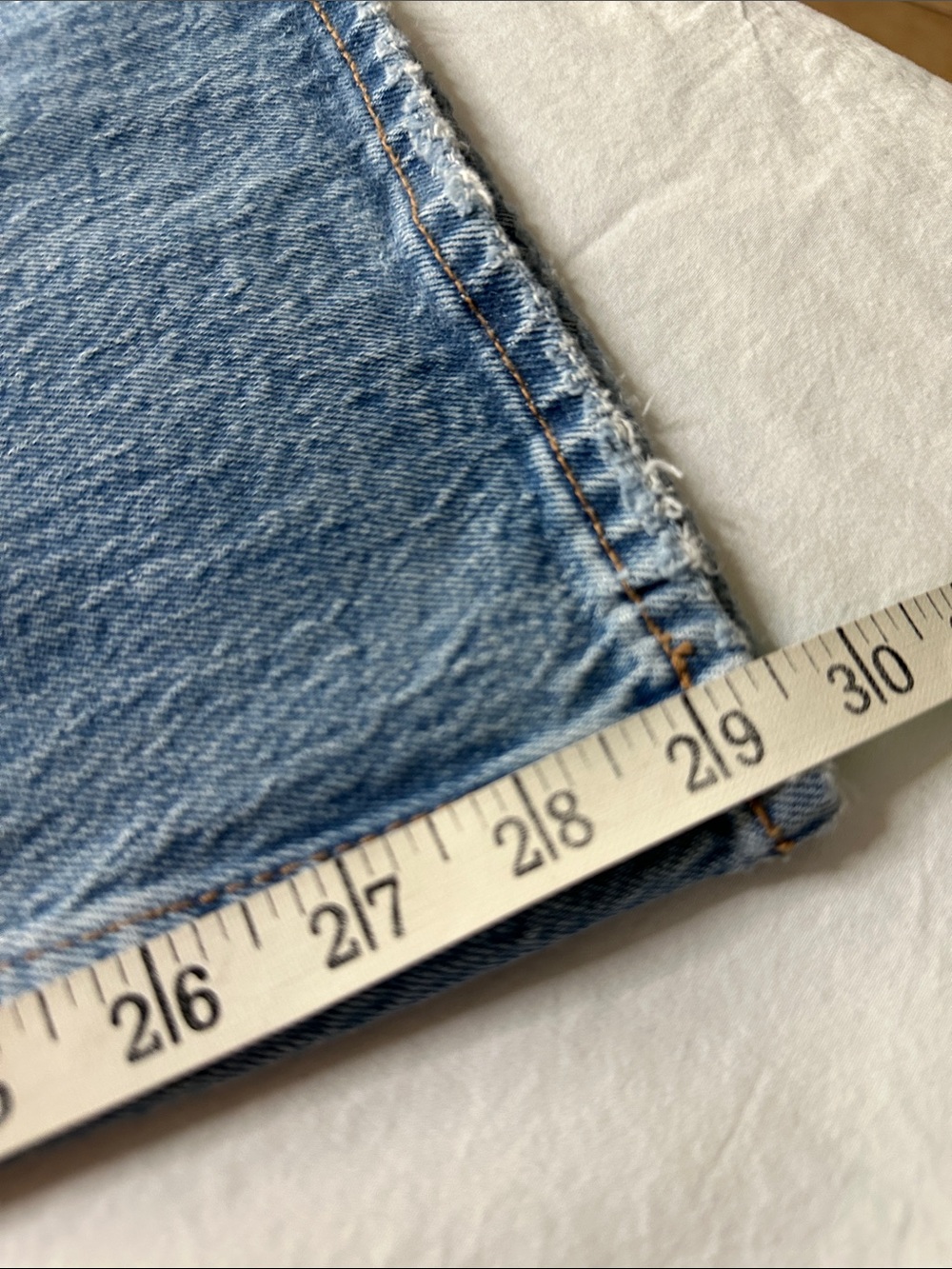 Abercrombie & Fitch The Vintage Flare High Rise Jeans Size 26 - Picture 10 of 10